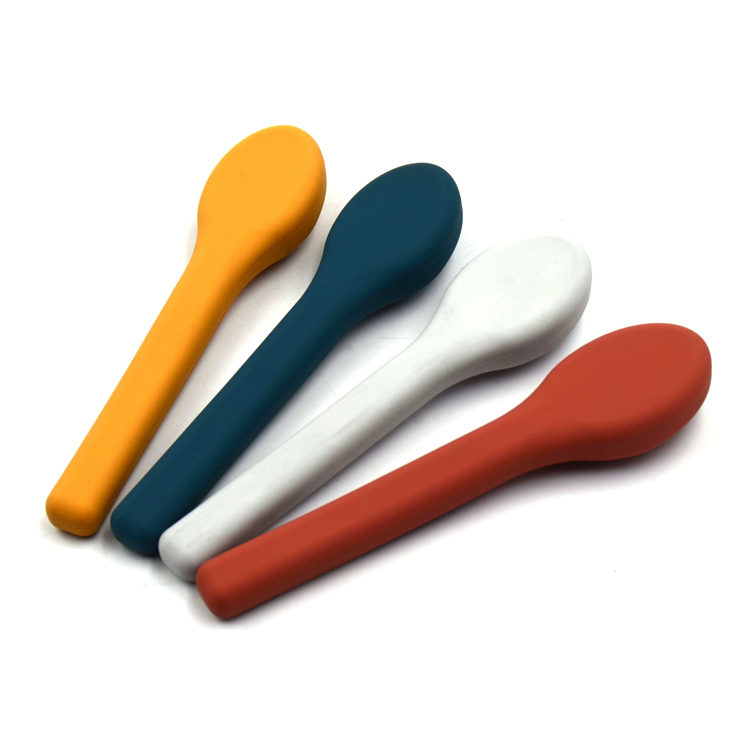 Висококвалитетен сет за прибор за прибор за кампување со силиконски пренослив