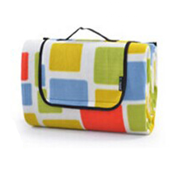 Голема подлога за кампување со водоотпорна подлога за рачка за излети